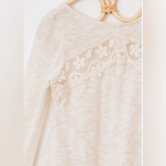 Kiddo by Katie Girls' Cream Lace Detail Long-Sleeve Top - Picture 3 of 6